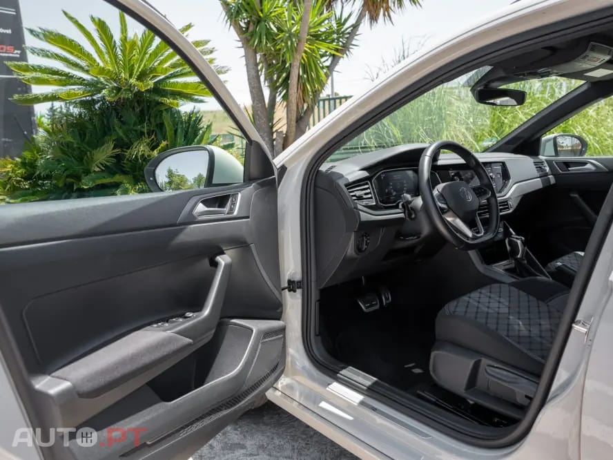 Volkswagen Taigo 1.0 TSI OPF DSG R-Line