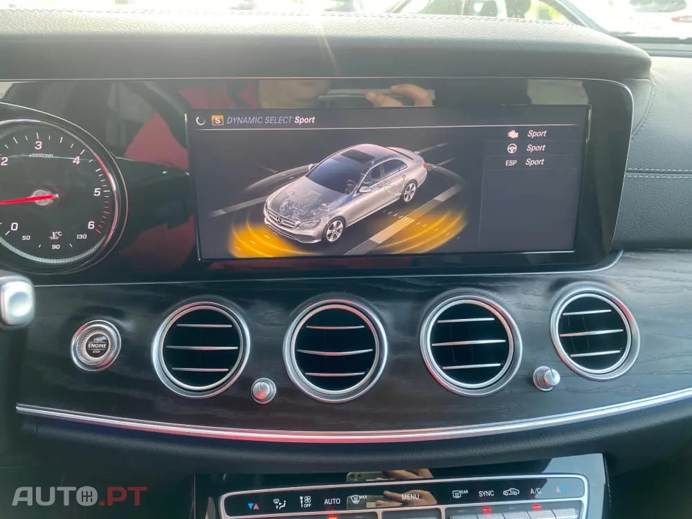 Mercedes-Benz E 220 d AMG Line