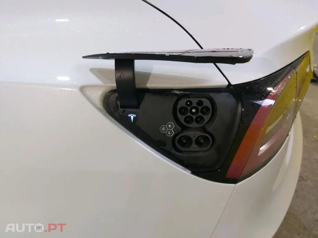 Tesla Model 3 Long Range Tração Integral