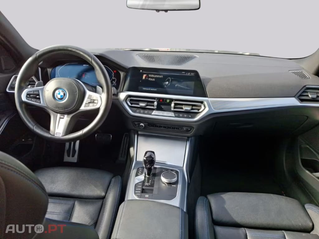 BMW 330 x Touring M-Sport I.V.A DEDUTIVEL 