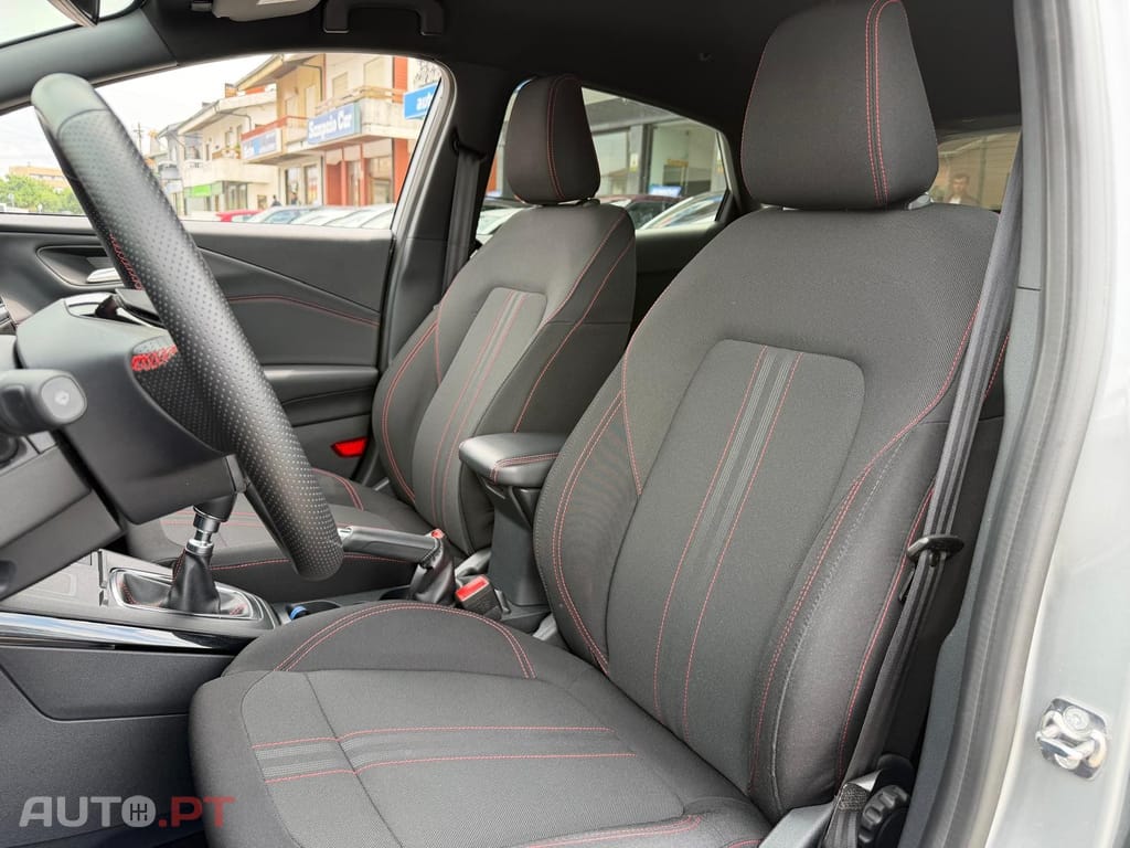 Ford Puma 1.0 EcoBoost MHEV ST-Line