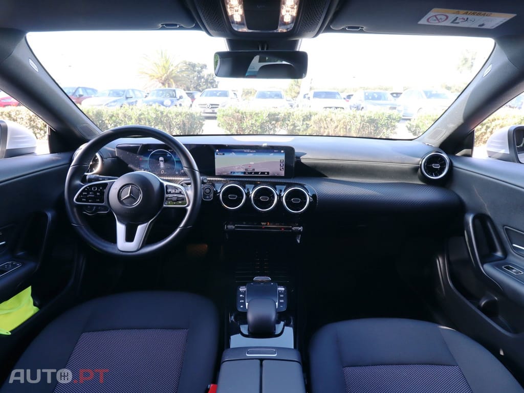 Mercedes-Benz CLA 180 d Shooting Brake Style Plus Aut.