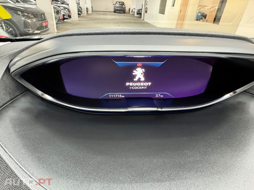 Peugeot 3008 1.2 PureTech Allure EAT8