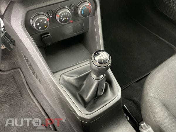 Dacia Sandero SCe 65 FAP Essential