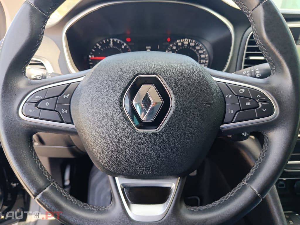 Renault Mégane 1.5 Blue dCi Limited C/PM+Pneu