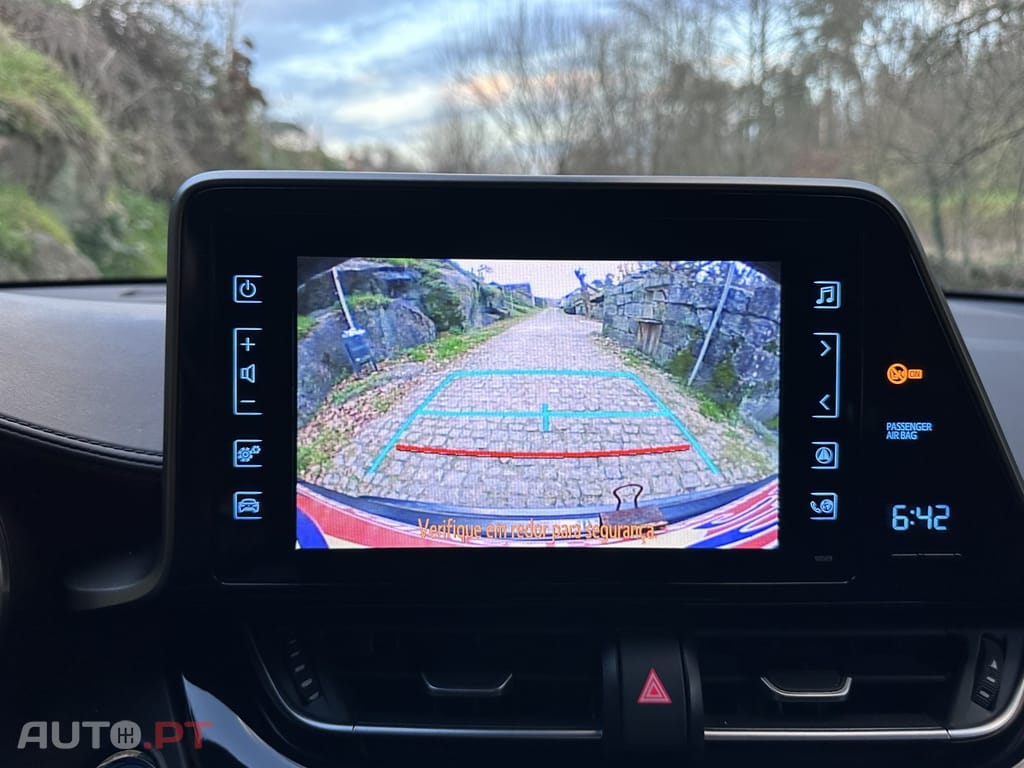 Toyota C-HR 1.8 Hybrid Lounge