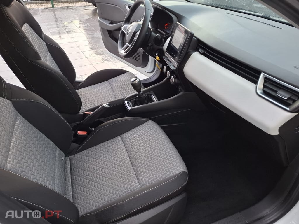 Renault Clio 1.0 TCe Limited Bi-Fuel
