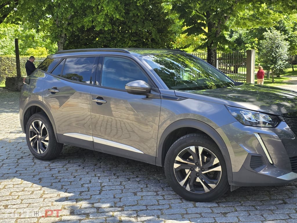 Peugeot 2008 1.2 PureTech Allure