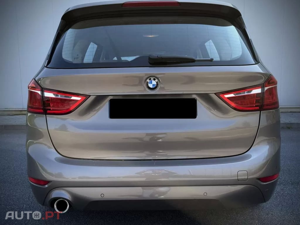 BMW 216 d 7L Line Luxury