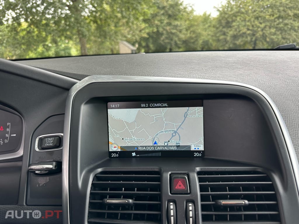 Volvo XC60 2.0 D4 Momentum Geartronic