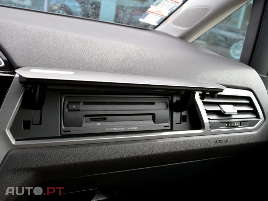 Volkswagen Touran 1.6 TDI Confortline