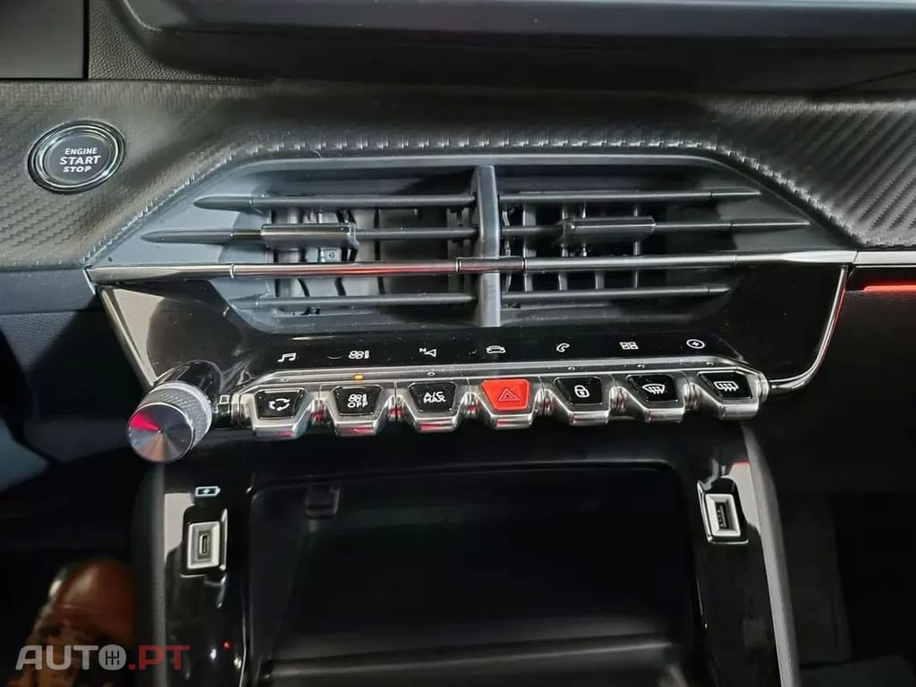 Peugeot E-208 50 kWh GT