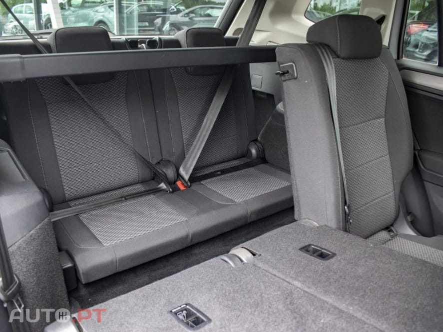 Volkswagen Tiguan Allspace 2.0 TDI Confortline DSG