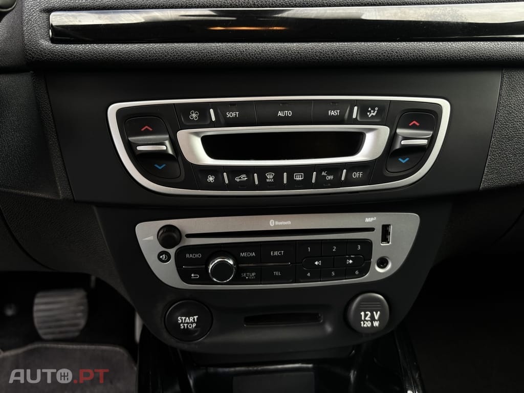 Renault Mégane Coupe 1.5 dCi Bose Edition SS