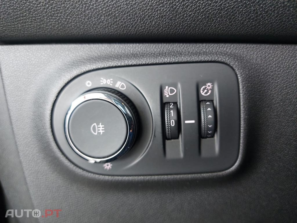 Opel Adam 1.2 Glam