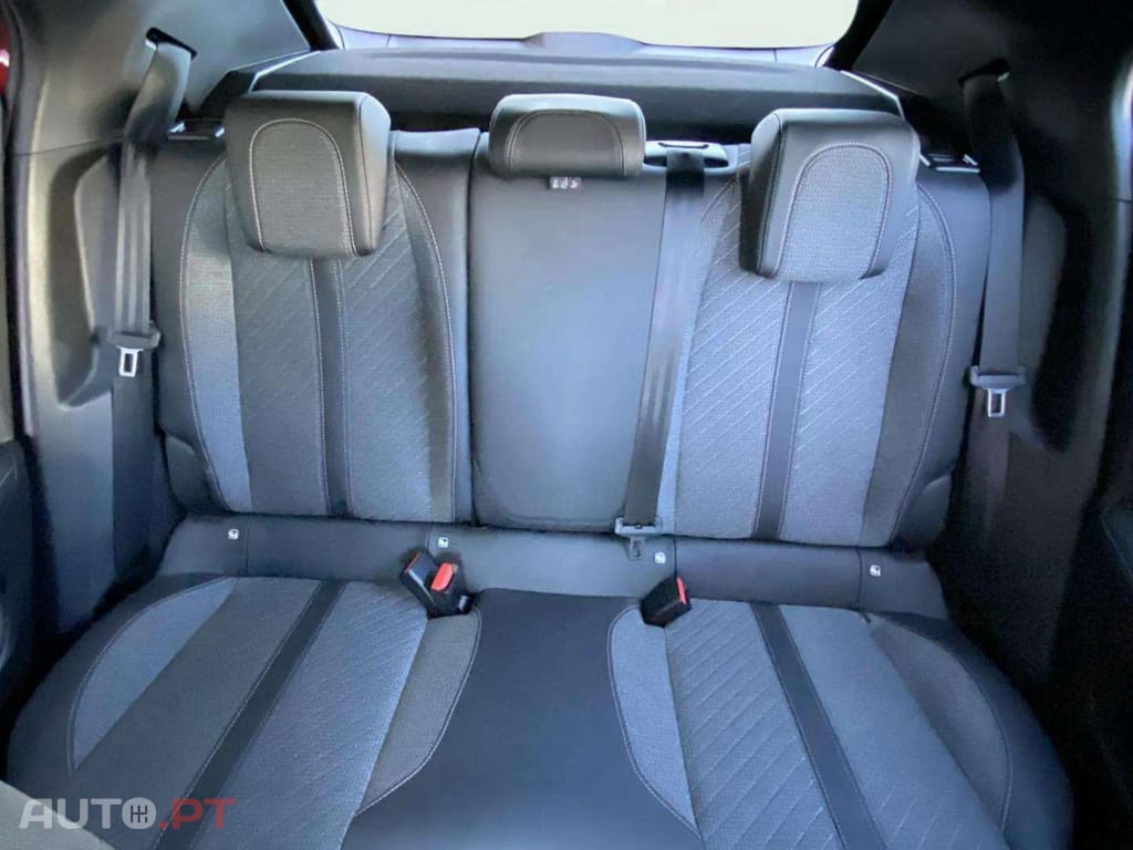 Peugeot 2008 1.2 PureTech Allure