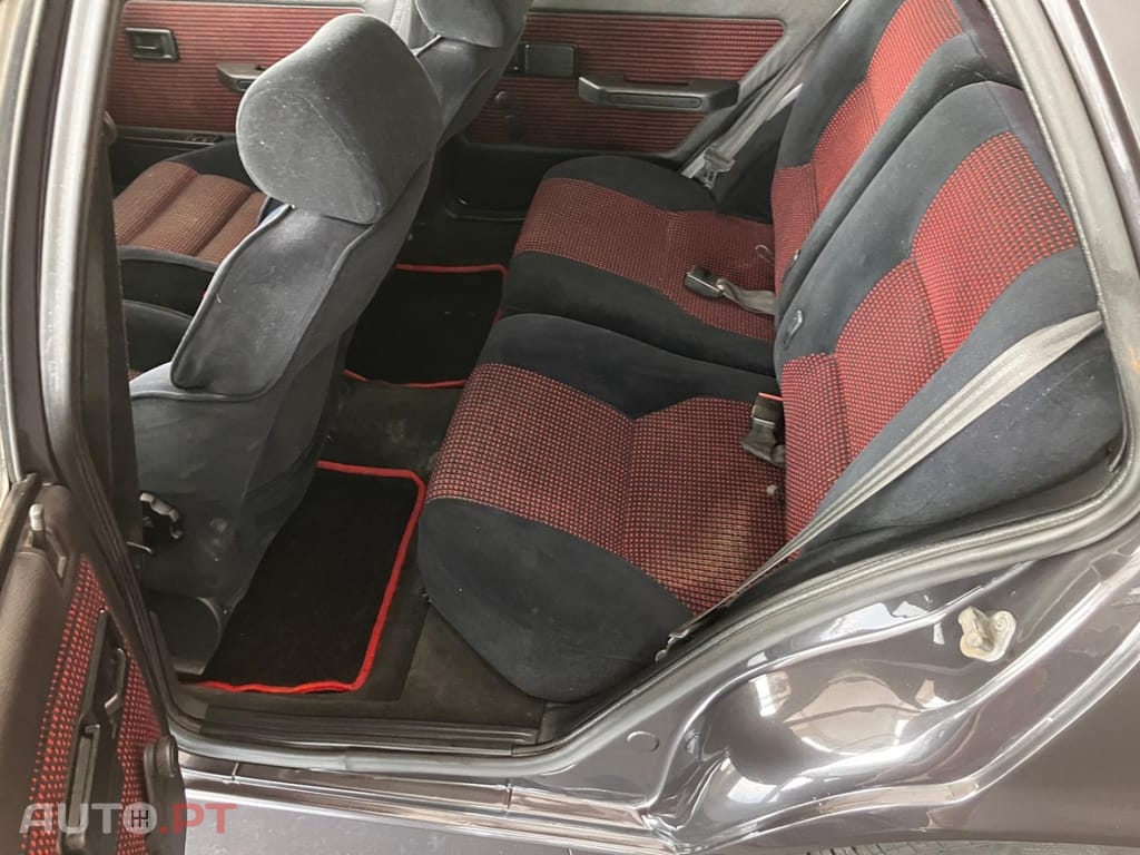 Peugeot 309 1.9 GTi