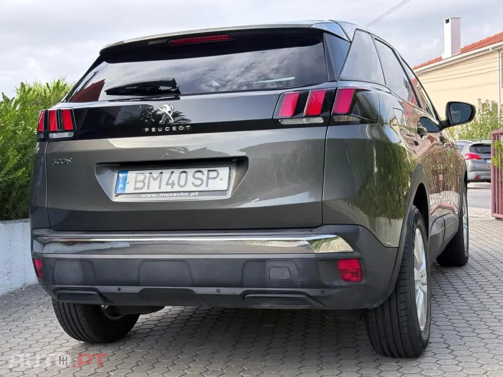 Peugeot 3008 1.2 PureTech Allure EAT8