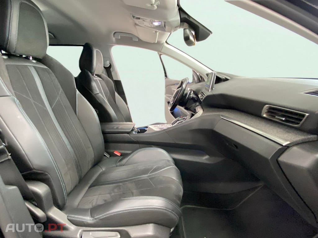 Peugeot 5008 1.5 BlueHDi Crossway EAT8