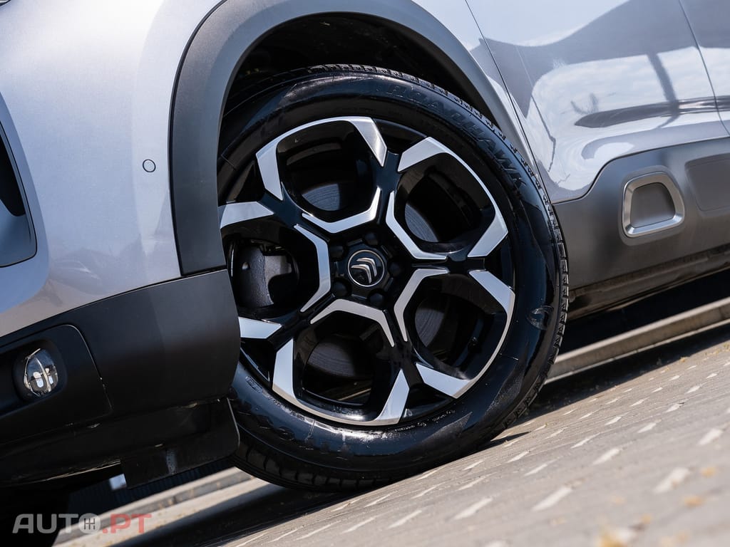 Citroen C5 Aircross 1.6 Hybrid Shine e-EAT8