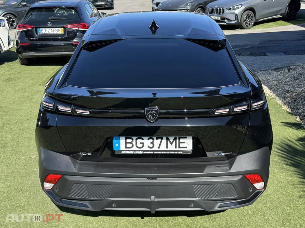 Peugeot 408 1.6 Hybrid Allure e-EAT8