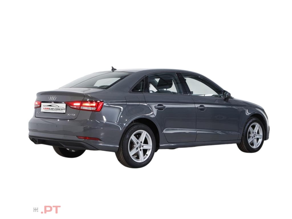 Audi A3 Limousine 30 TSI S Tronic