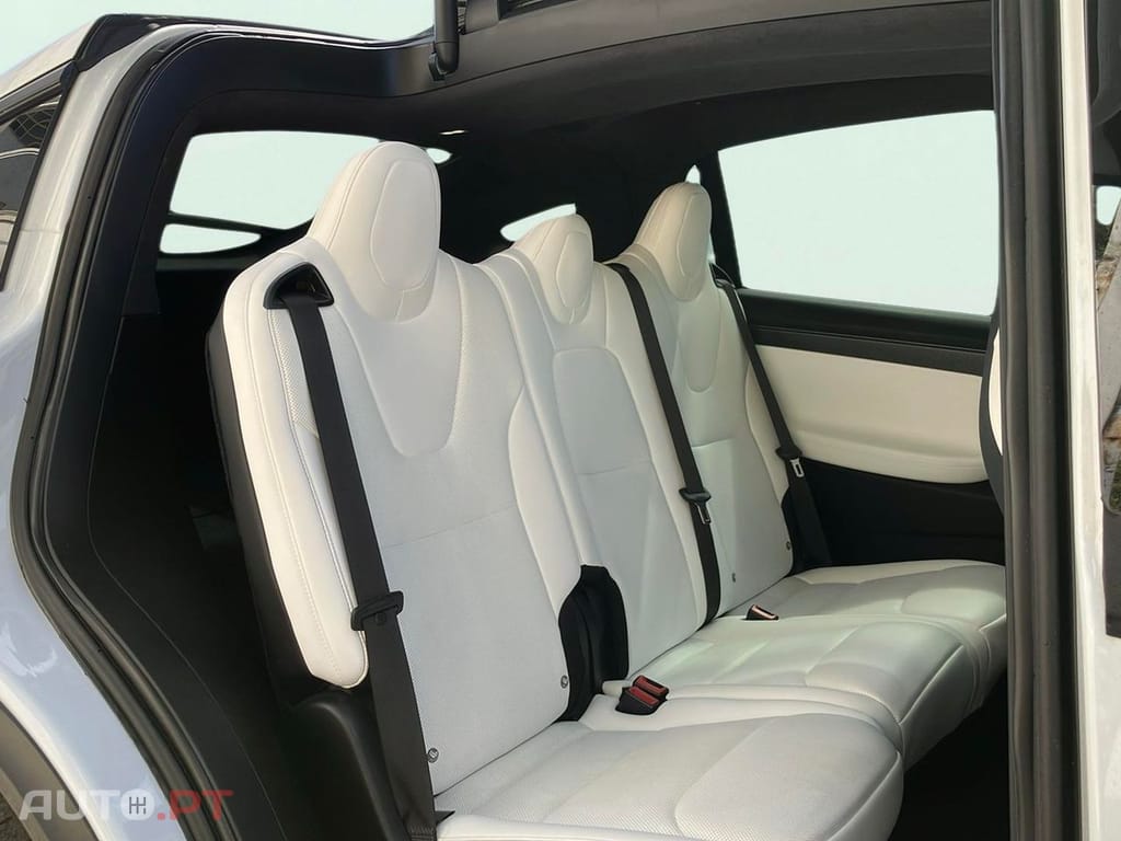 Tesla Model X P100D
