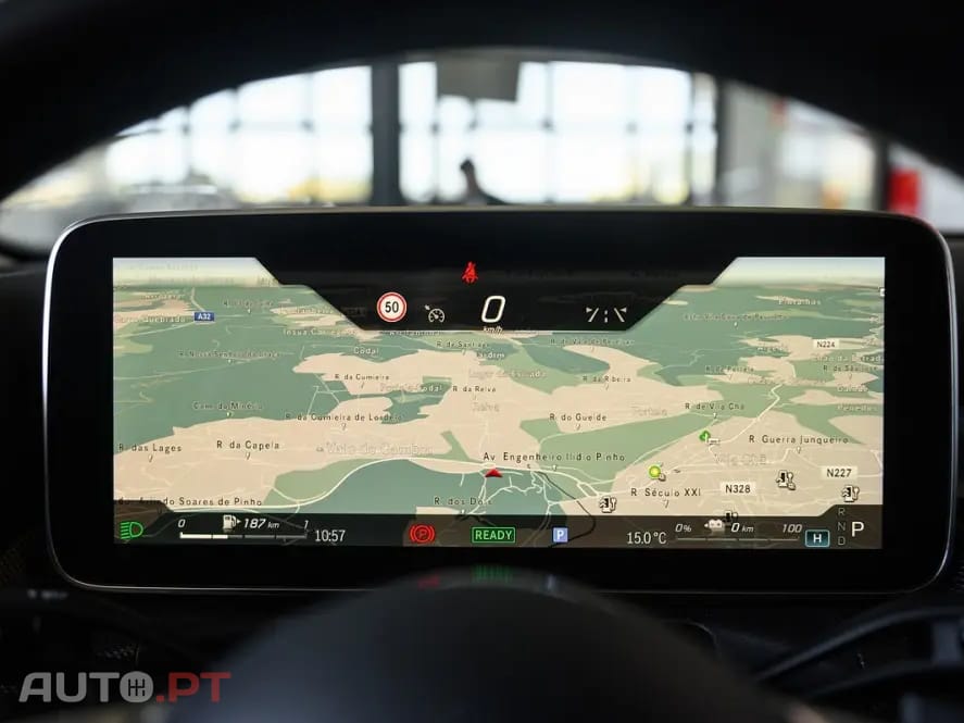 Mercedes-Benz C 300 e AMG Line