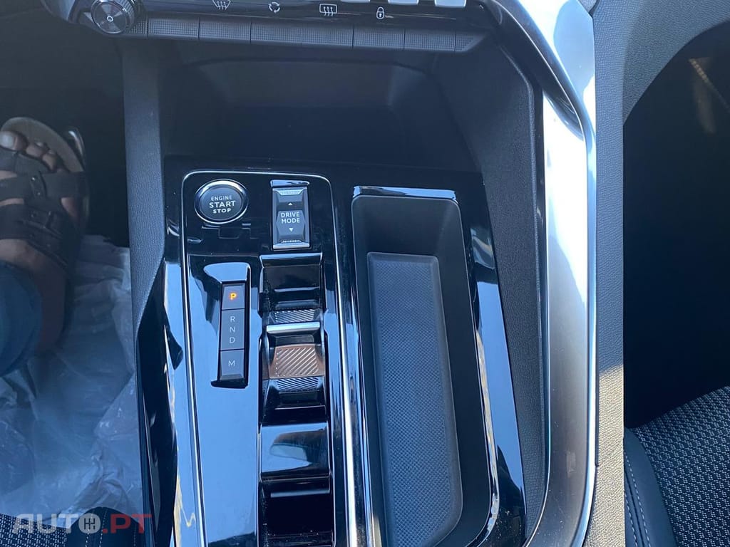 Peugeot 5008 GT 1.2 PureTech 130hp