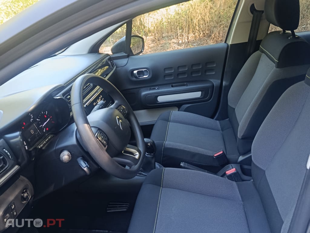 Citroen C3 PureTech attraction