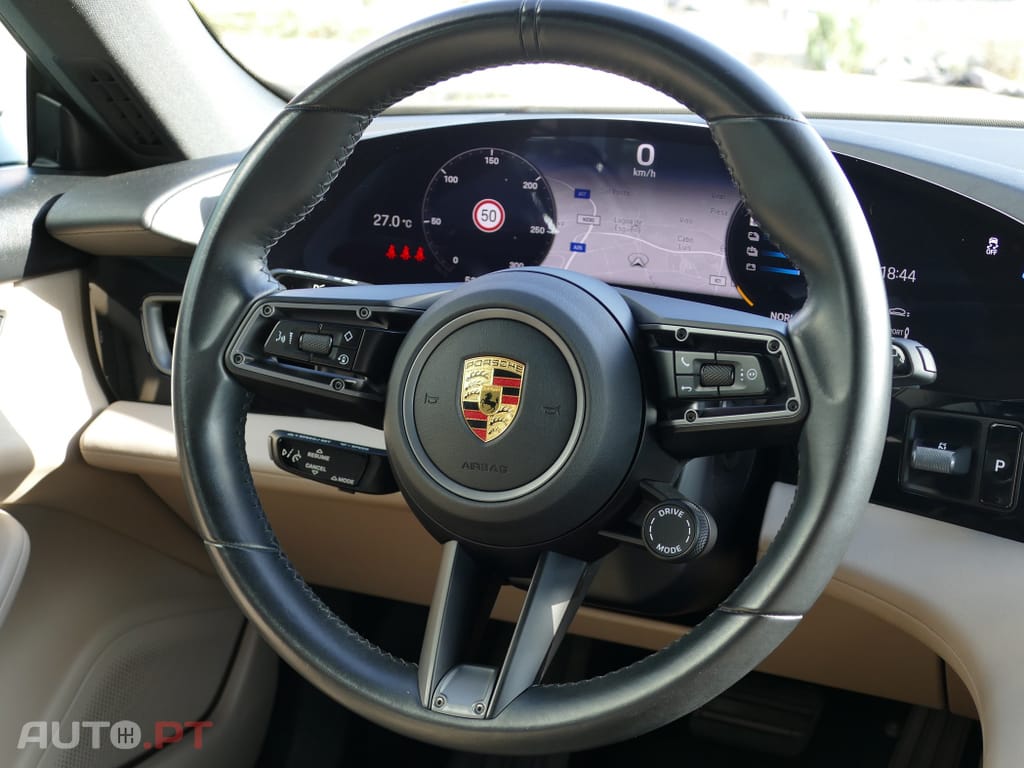 Porsche Taycan 4S