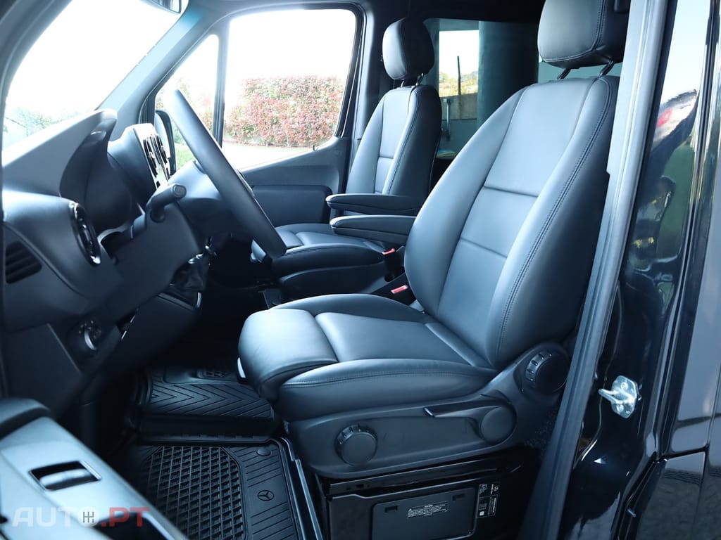 Mercedes-Benz Sprinter 315 CDI/43 Luxo (2+2+2+3)