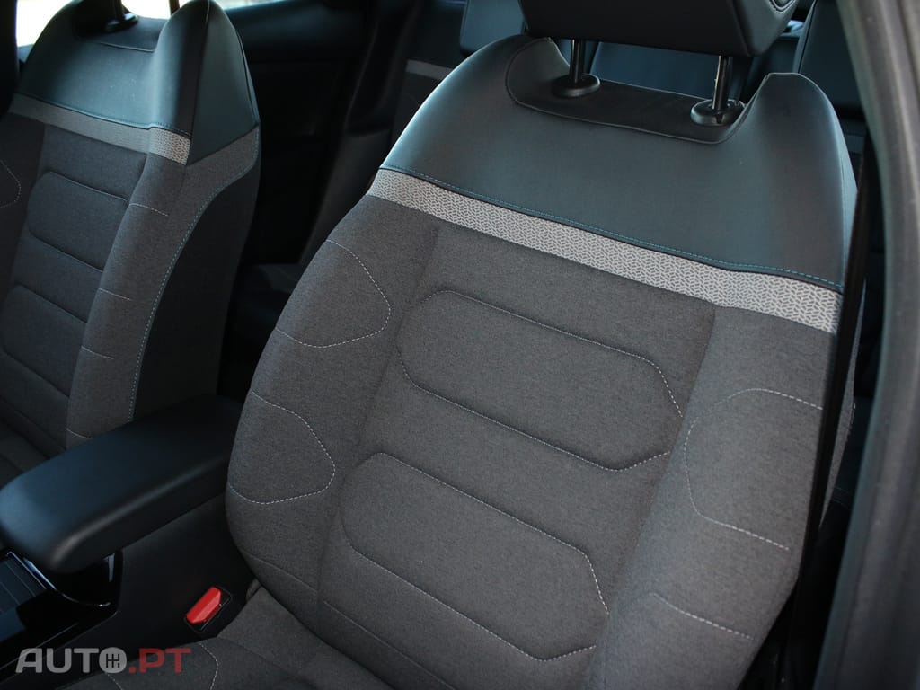 Citroen e-C4 C-Series