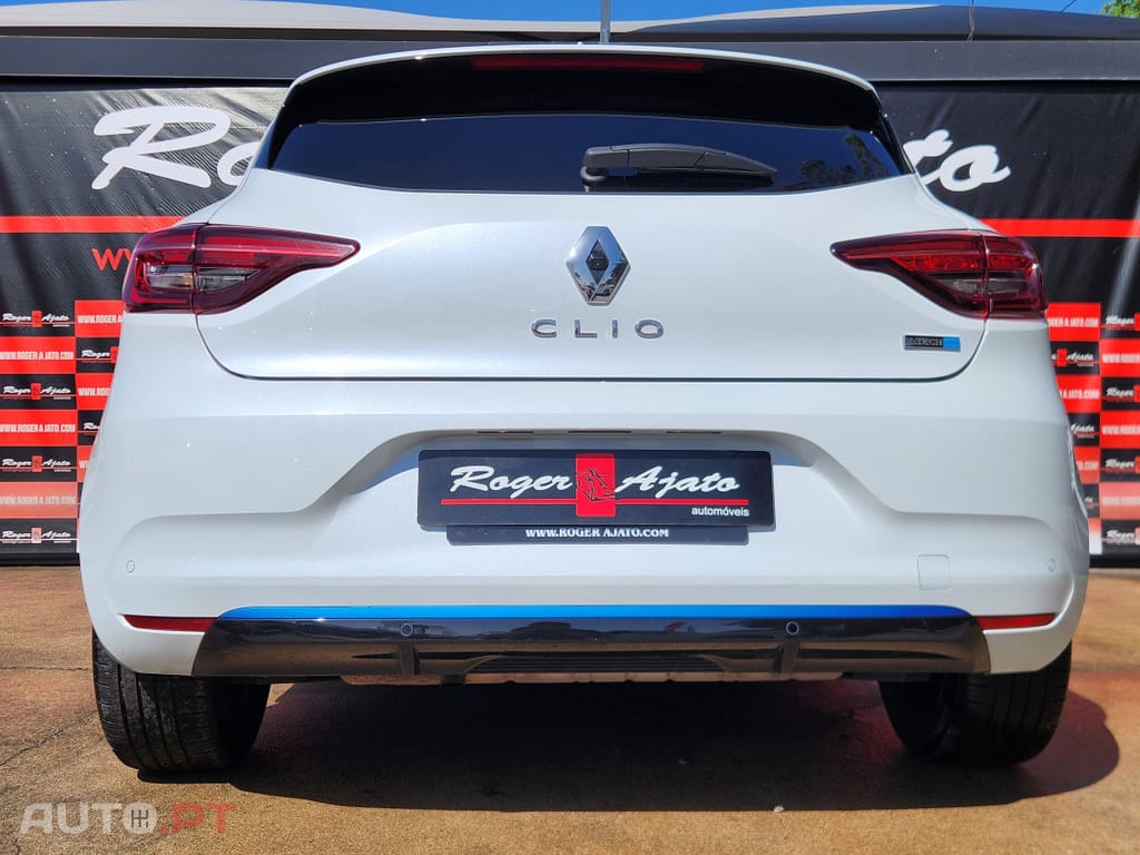 Renault Clio 1.6 E-Tech Intens