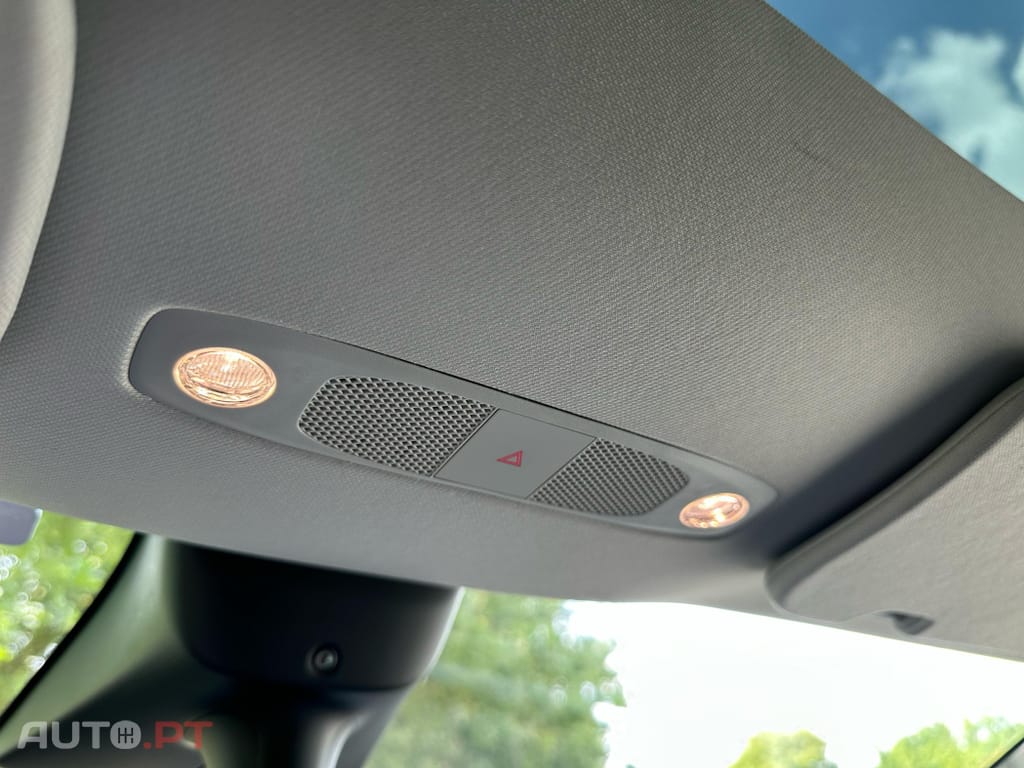Tesla Model Y Long Range Tração Integral