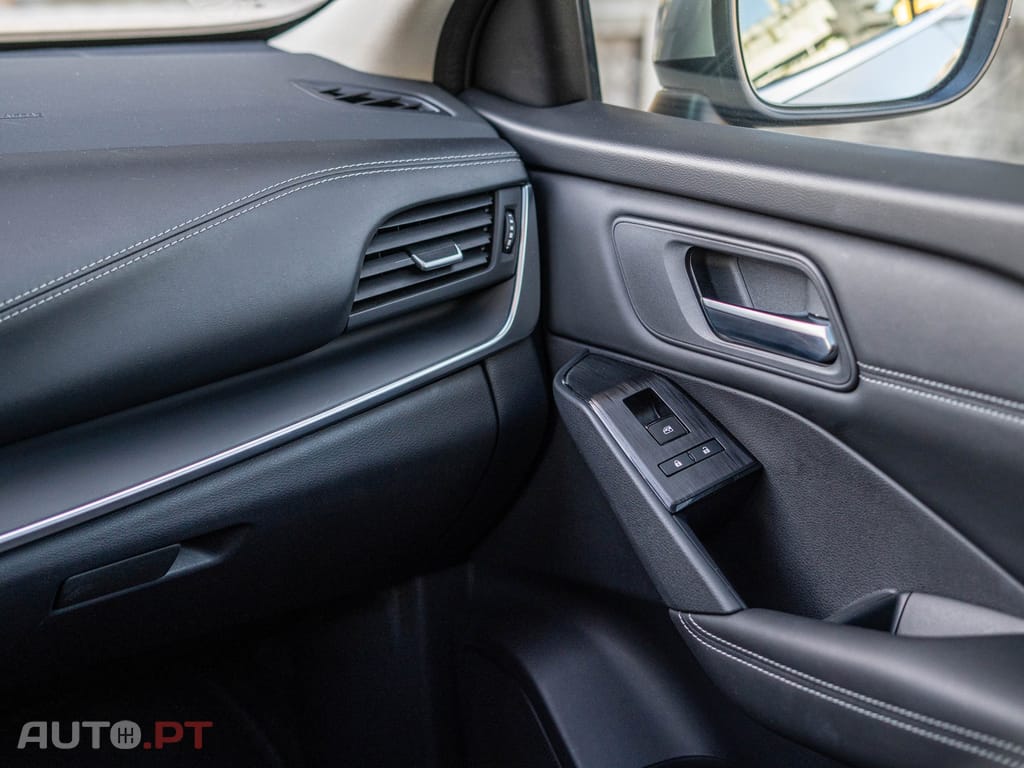 Nissan Qashqai 1.3 DIG-T Acenta LED+R