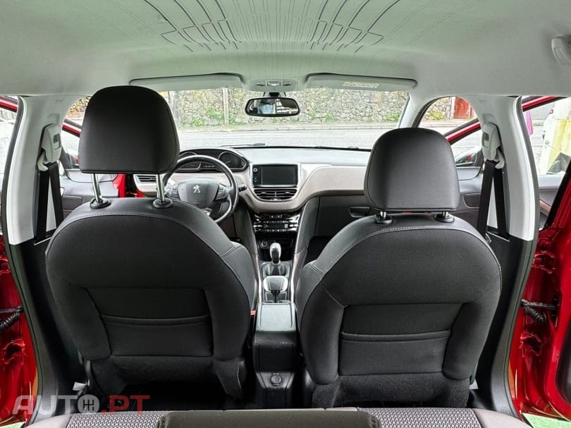 Peugeot 2008 1.2 PureTech Allure