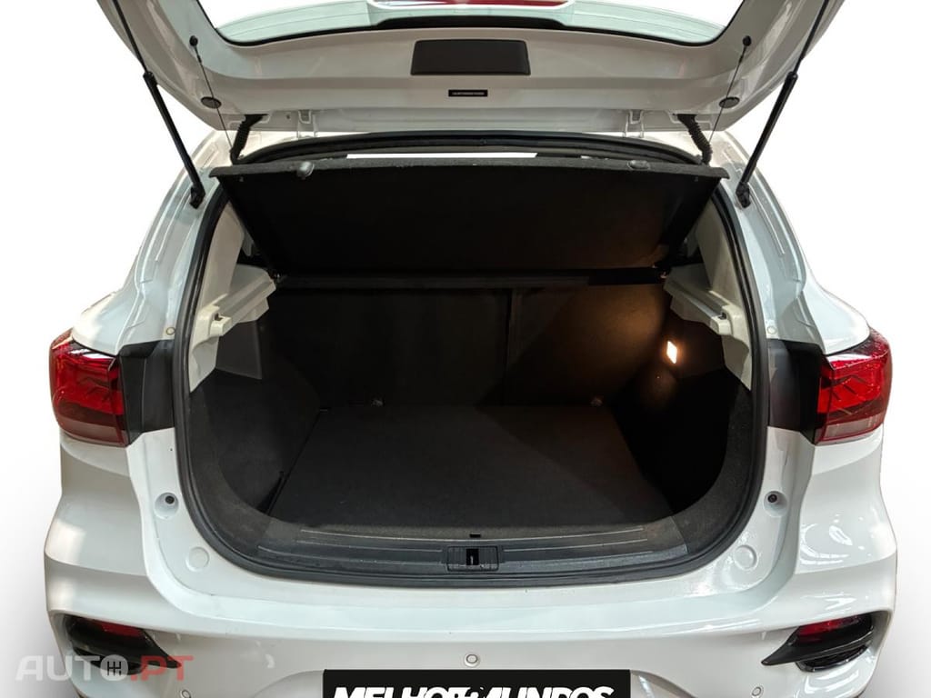 MG ZS EV Standard Luxury