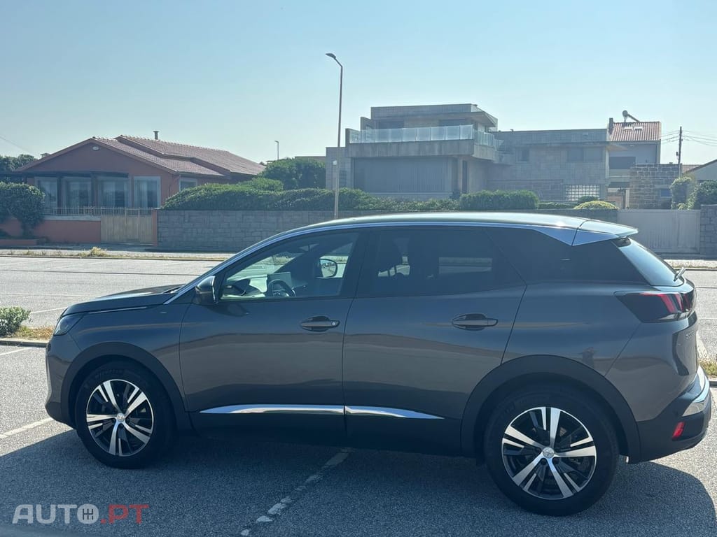 Peugeot 3008 SUV 1.5 BlueHDi Allure