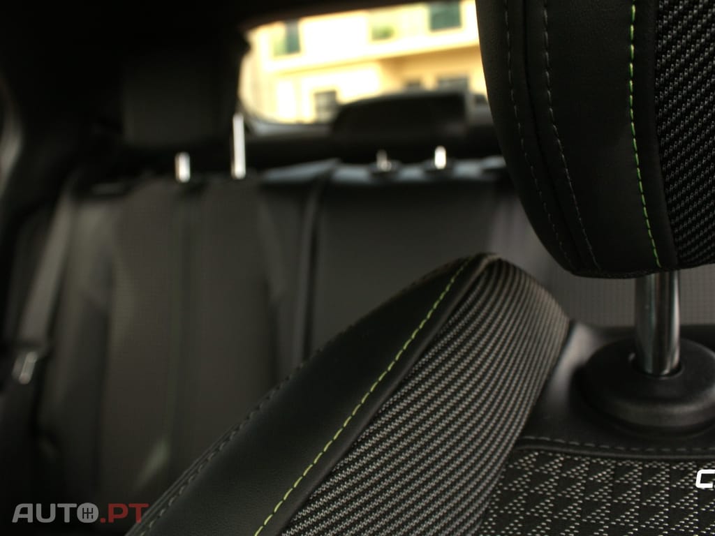 Peugeot 2008 1.5 BlueHDi GT Line EAT8