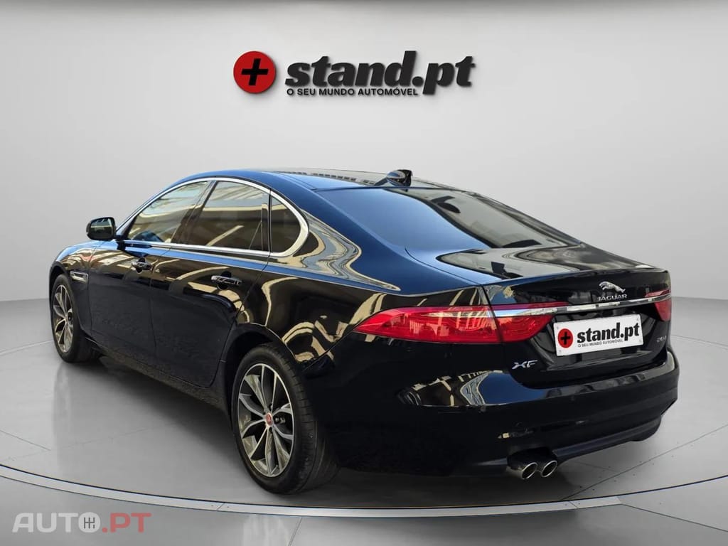 Jaguar XF 2.0 D Portfolio Aut.