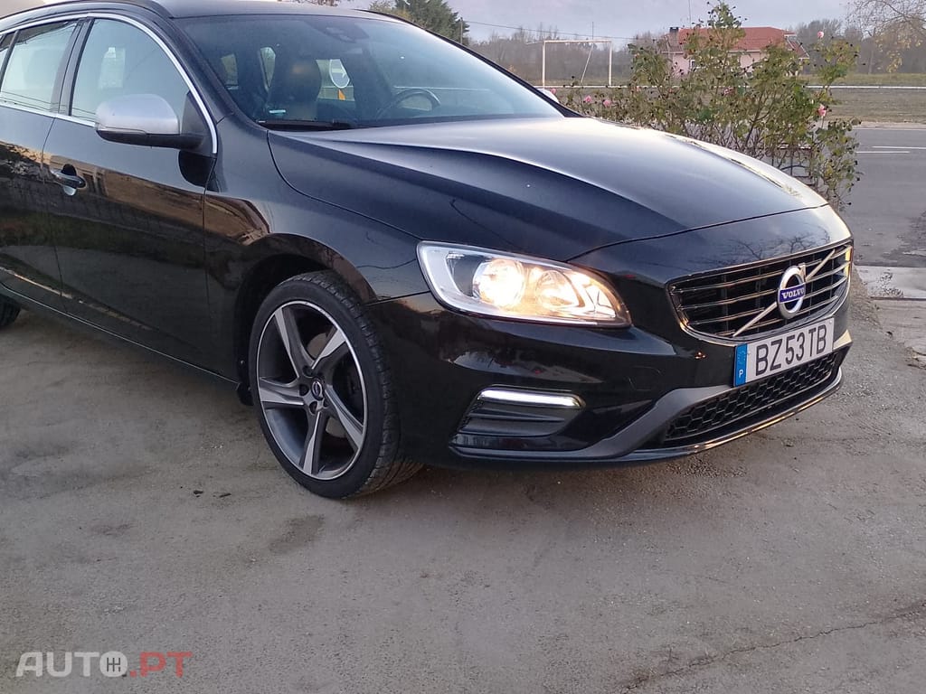 Volvo V60 D3 R-Design