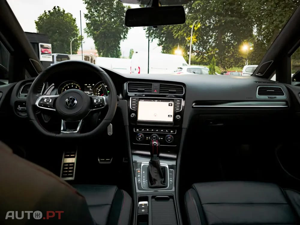 Volkswagen Golf 2.0 TSi GTi Performance