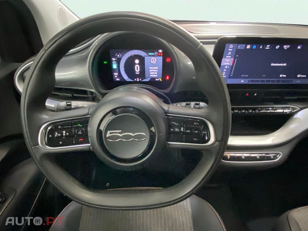 Fiat 500e 42 KWh Icon — fotografia 10