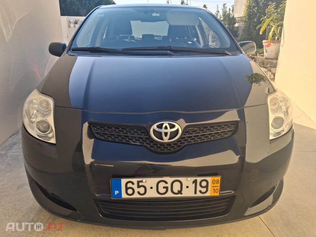 Toyota Auris 1400 VVTI 16 Valve