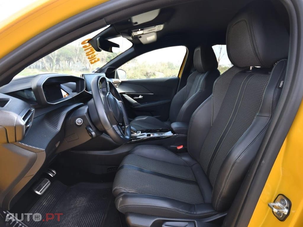 Peugeot E-208 50 kWh GT Line