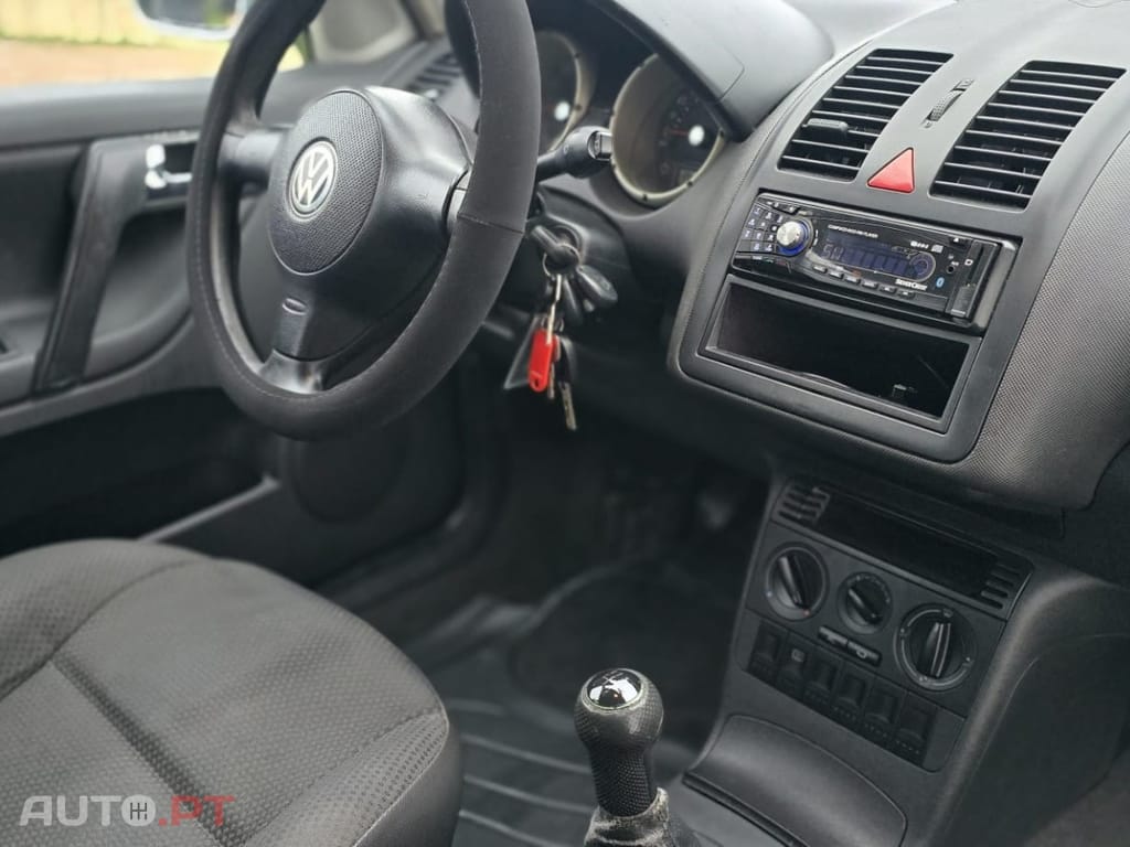 Volkswagen Polo 1.4 TDi Confortline AC