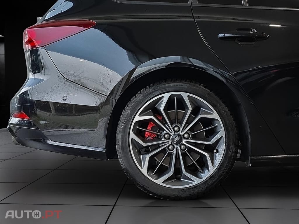 Ford Focus SW 1.0 EcoBoost MHEV ST-Line X