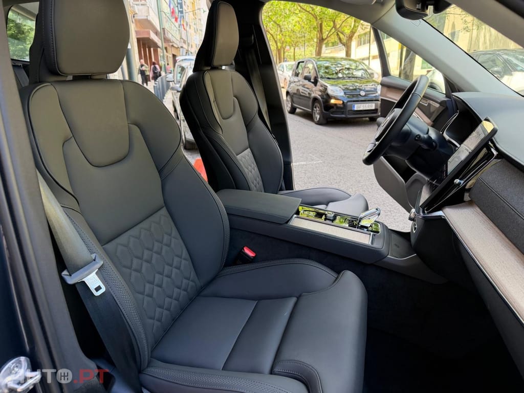 Volvo XC90 2.0 T8 PHEV Plus Bright AWD