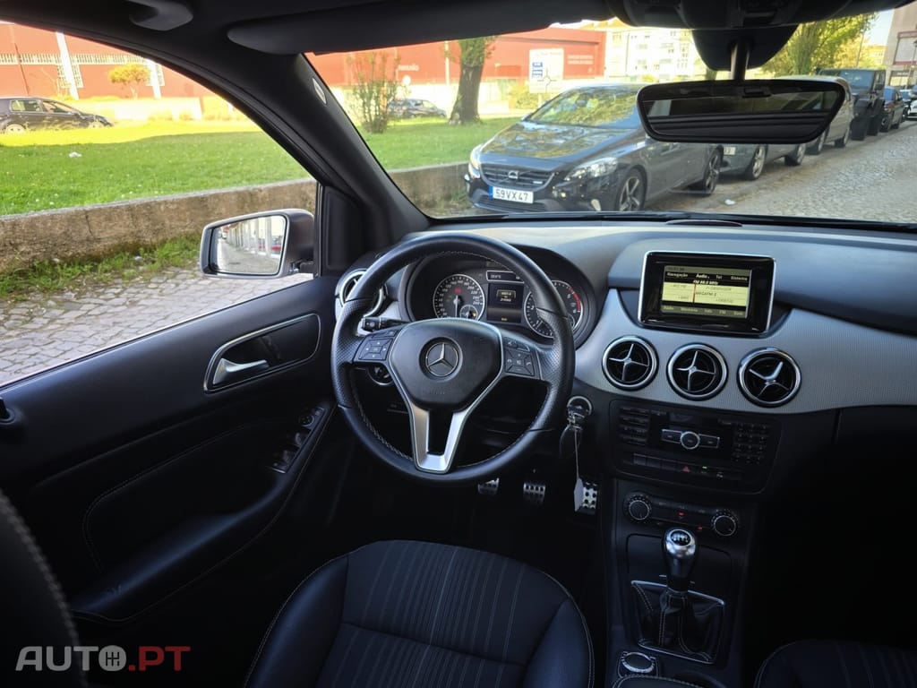 Mercedes-Benz B 200 CDi BlueEfficiency